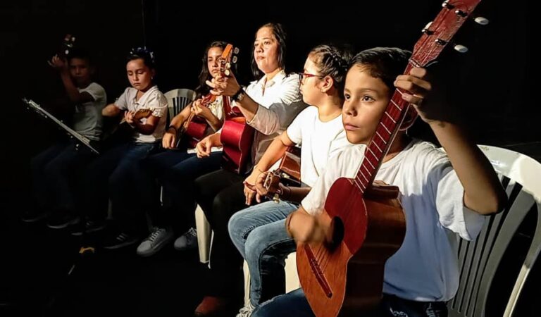 Encuentro Cultura de la DCET