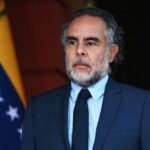 Armando Benedetti seguirá como embajador de Colombia en Venezuela hasta el 19 de julio