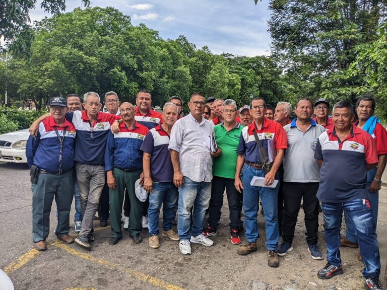 “Nos cercenan el derecho a trabajar en igualdad”: taxistas de San Antonio y Ureña tras prohibición de ingreso a Cúcuta
