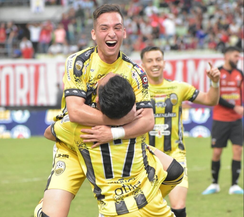 Así fueron los goles en el empate entre Caracas y Táchira por el superclásico del fútbol venezolano