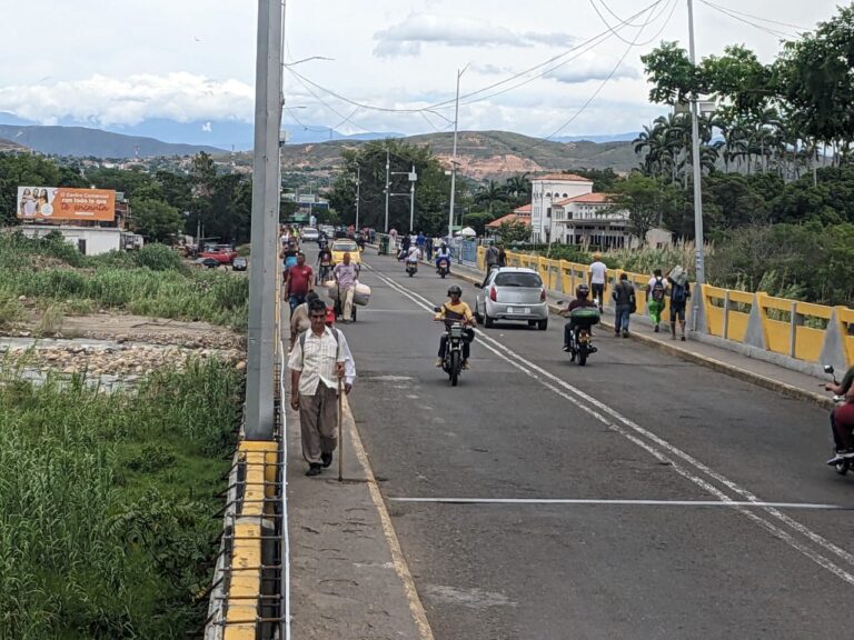 Así va la dinámica por el puente que une a San Antonio del Táchira con La Parada