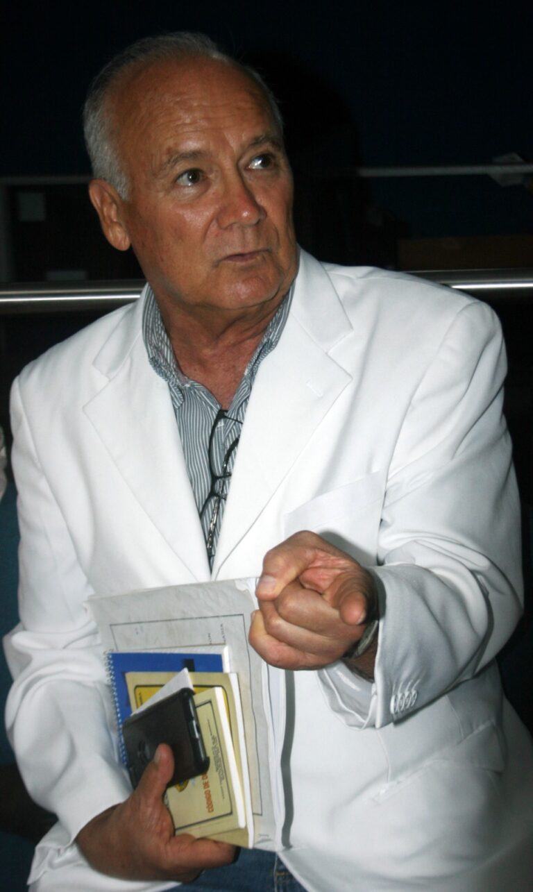 “Urge nombrar a todos los miembros de la directiva del Colegio de Médicos”