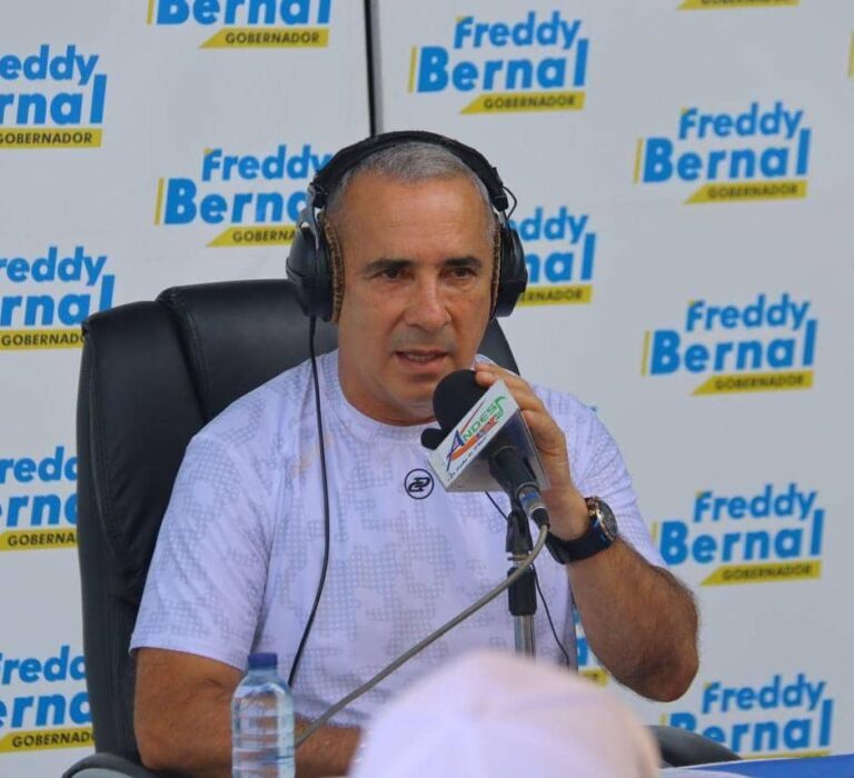 Desplazamiento de terreno afectó tubería de 30 pulgadas