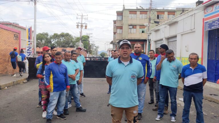 Piden al gobernador Bernal que intervenga en el despeje de la calle 3 de San Antonio