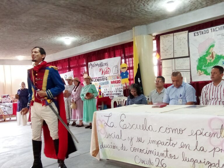 Docentes exponen sus experiencias en el Congreso Pedagógico Estadal