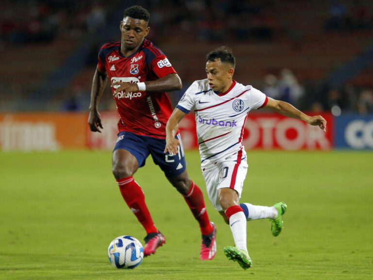 Botafogo, San Lorenzo y Emelec avanzan en la Copa Sudamericana