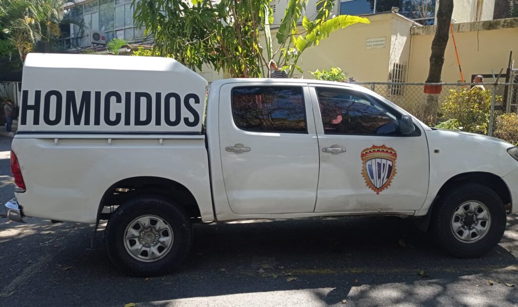 Hombre fue asesinado de varios disparos y arrojado a un basurero