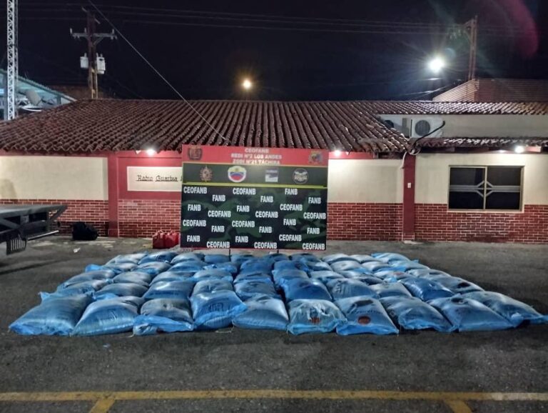 Detenidas dos personas por contrabando de alimento animal en Táchira