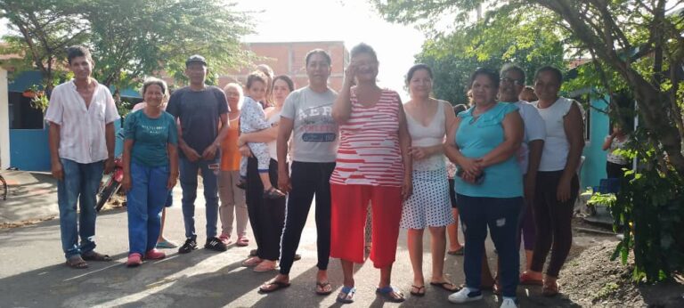 “Esto está inaguantable”: En barrio de Ureña llevan más de un año sin recibir agua