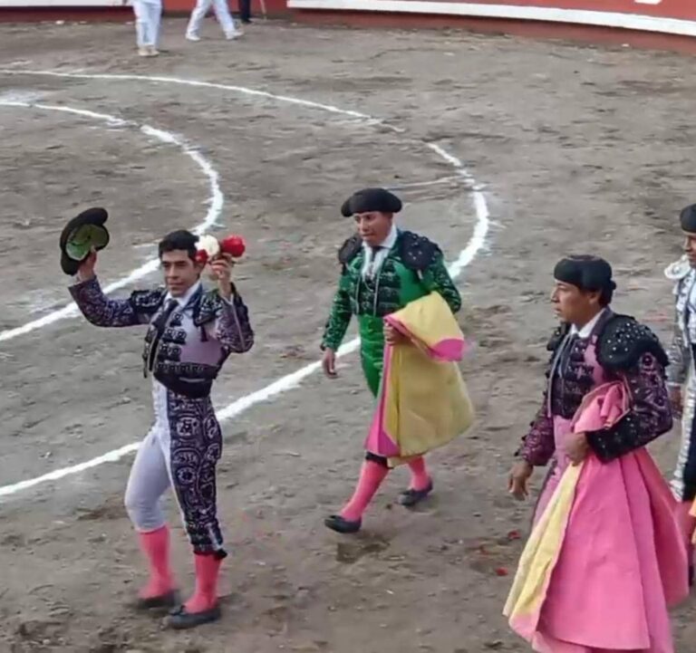 Venezolano Manolo Muñoz sigue por la senda del triunfo