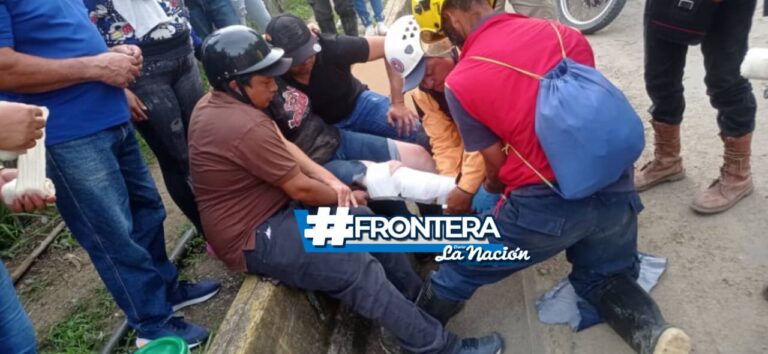 Cae de su moto tras intentar evadir talud que obstaculiza la vía Capacho – San Cristóbal
