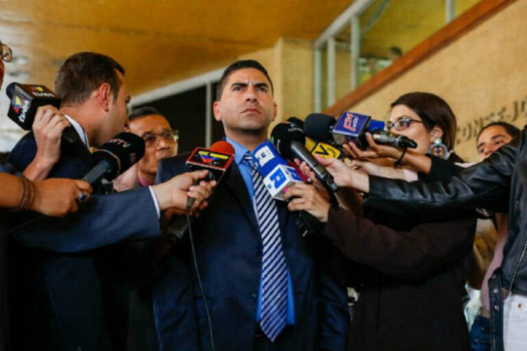 Ratti solicitó a la Fiscalía detener a María Corina Machado e investigar a más políticos