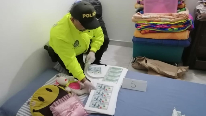 Desmantelan fábrica de dólares falsos en Cúcuta