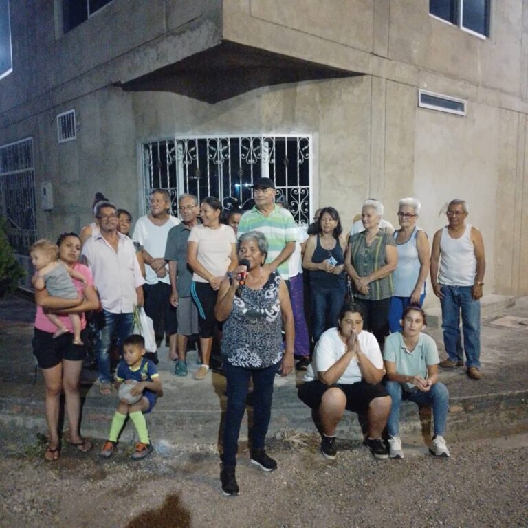 Vecinos de urbanización fronteriza tienen más de cuatro meses sin agua potable