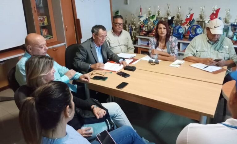 Junta Regional solicitó autorización a alcaldías opositoras para usar espacios en la primaria