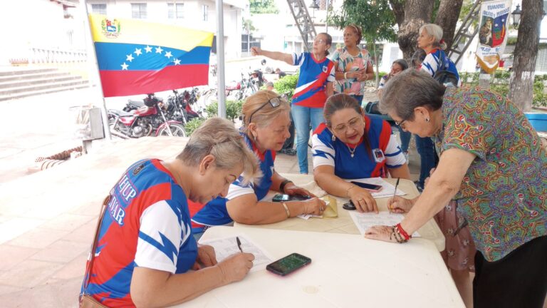 Profesores jubilados de San Antonio eligen su junta directiva para el período 2023-2025