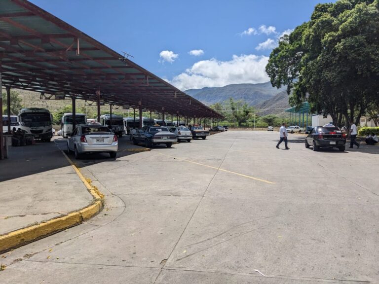 Cinco puestos denuncian irregularidades en el terminal de San Antonio del Táchira