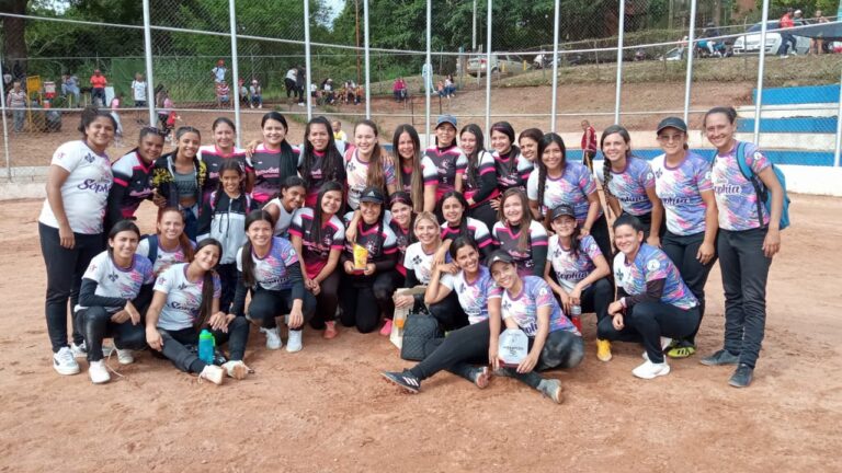 San Antonio campeón en estadal de kickingball