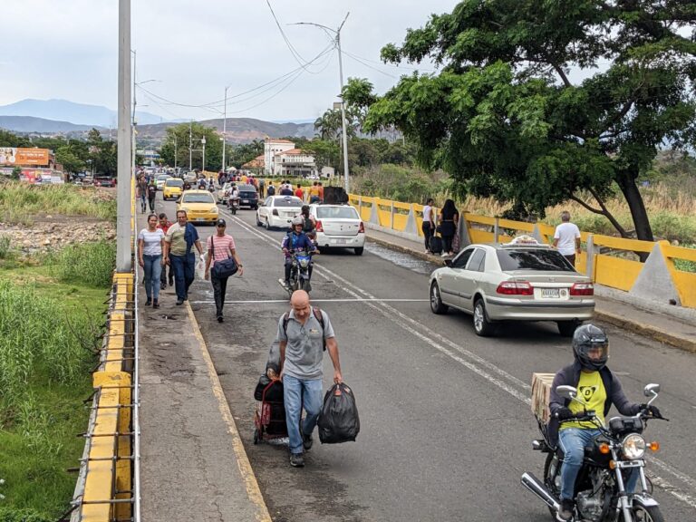 Miércoles de gran movimiento en el tramo binacional
