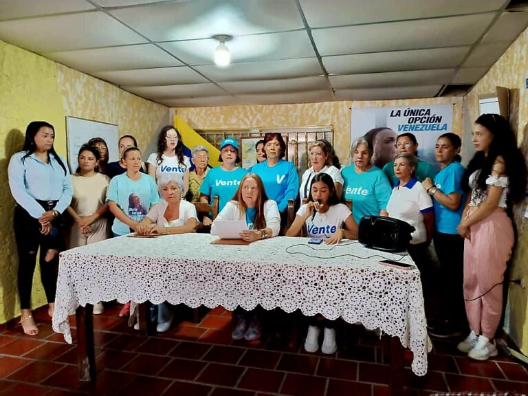 “Caminamos de la mano  de una líder aguerrida y luchadora”