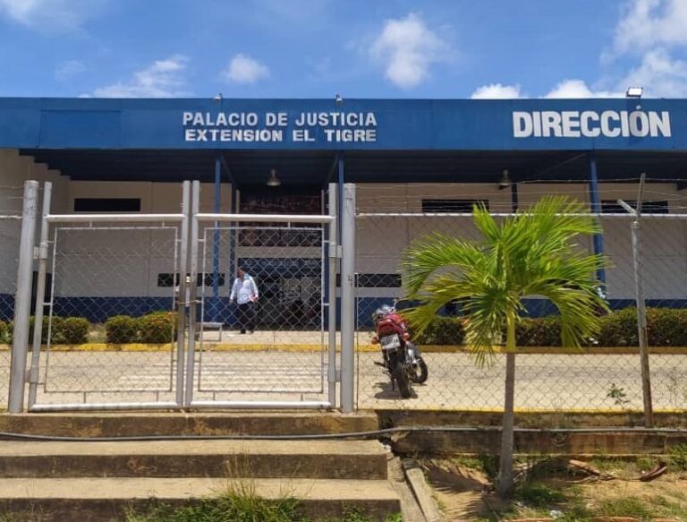 Tribunal penal de El Tigre imputó a dueña y a abogada de colegio cristiano por caso de bullying