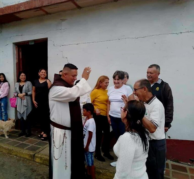 Delicias recibió a nuevo sacerdote