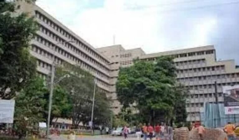 Desde El Hospital Central