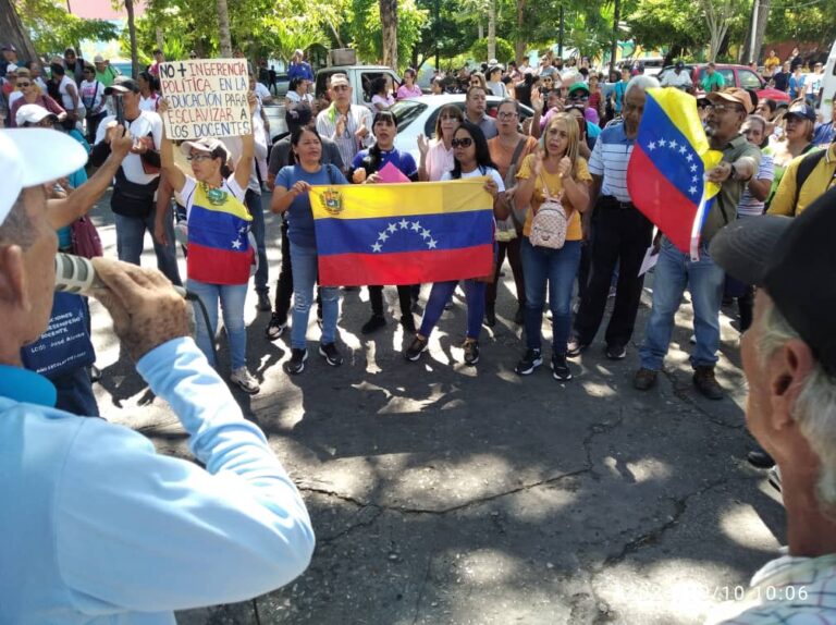 Sucre | Docentes de Cumaná se sumaron a la jornada nacional de protesta por demandas de aumento de salario