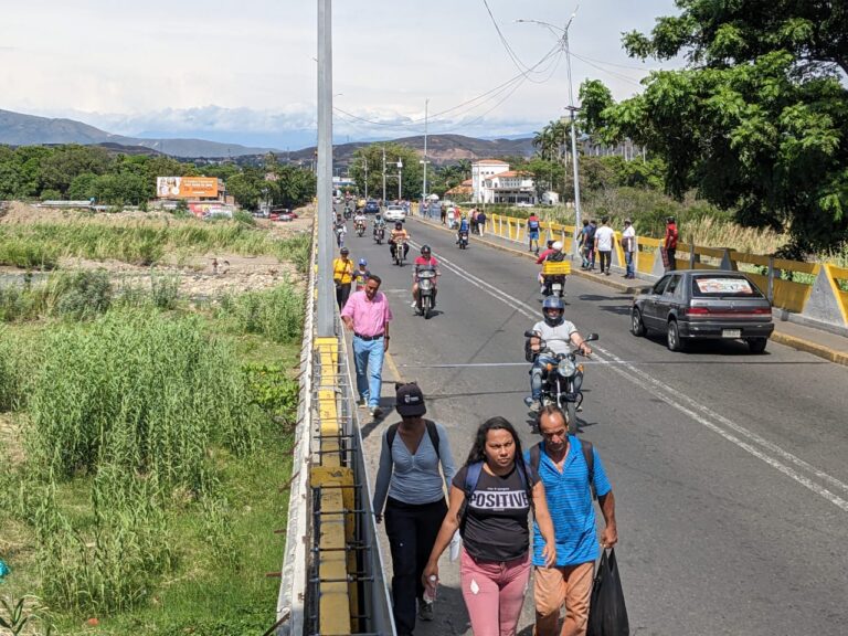 Así va la dinámica en el puente Simón Bolívar
