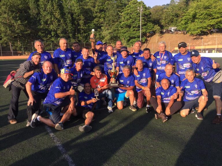 Barrio Sucre FC, campeón invicto del torneo Supra 60 de 2023