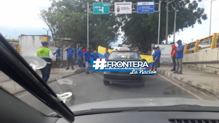 “La empresa Catatumbo nos cerró el ingreso al terminal de Cúcuta”: conductores venezolanos