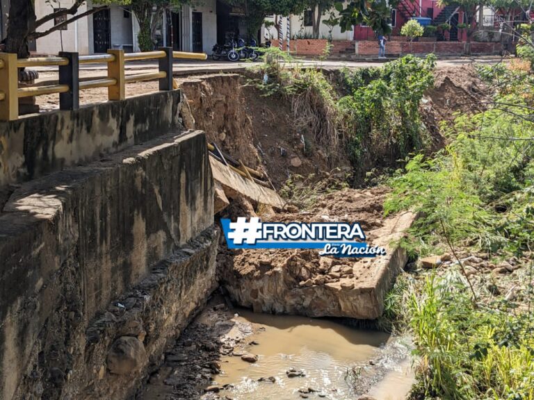 Colapsó muro de contención en el barrio fronterizo Pinto Salinas