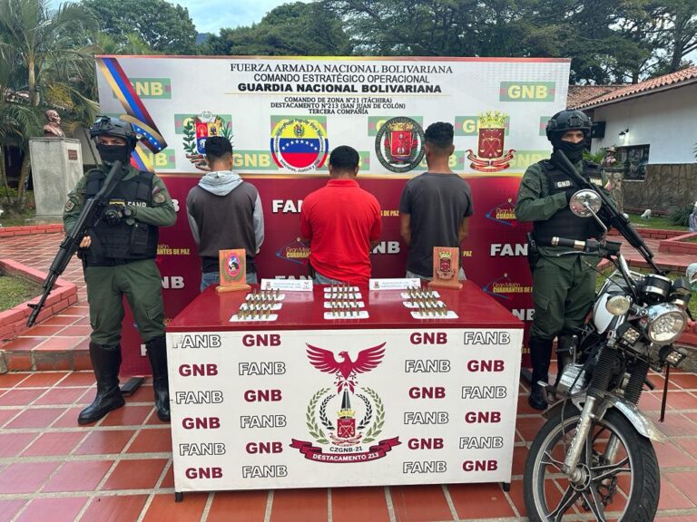 Detienen en Colón tres integrantes de “Los Montañeros” dedicados a comercializar municiones
