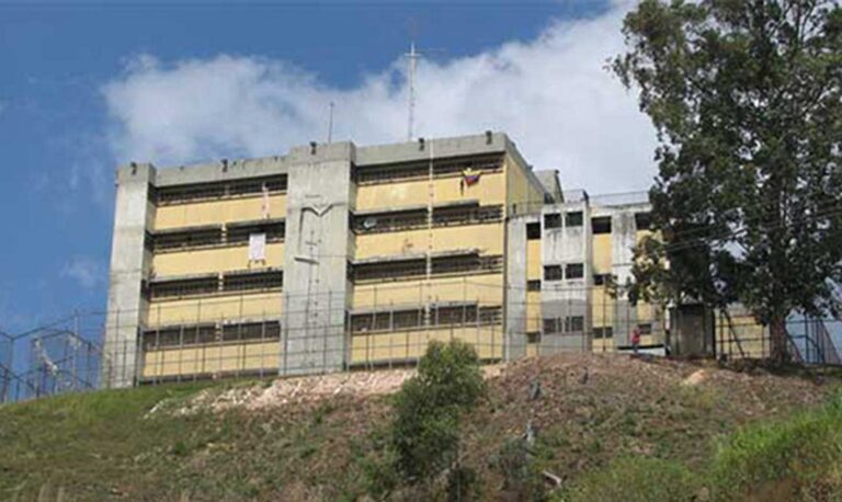 Otros once militares detenidos en Ramo Verde se suman a la huelga de hambre