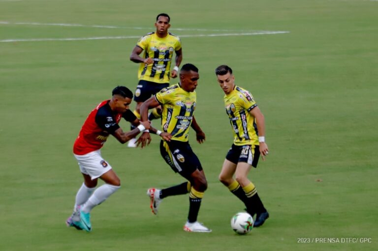 ¡Ensueño en el “Templo”!