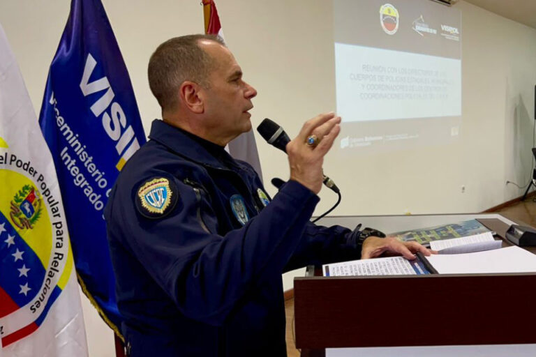 Ceballos afirmó que directores de penales intervenidos están siendo investigados