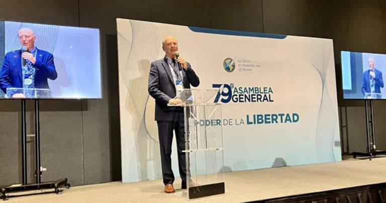 La prensa es una de las primeras víctimas de los gobiernos autocráticos de América Latina, según la SIP