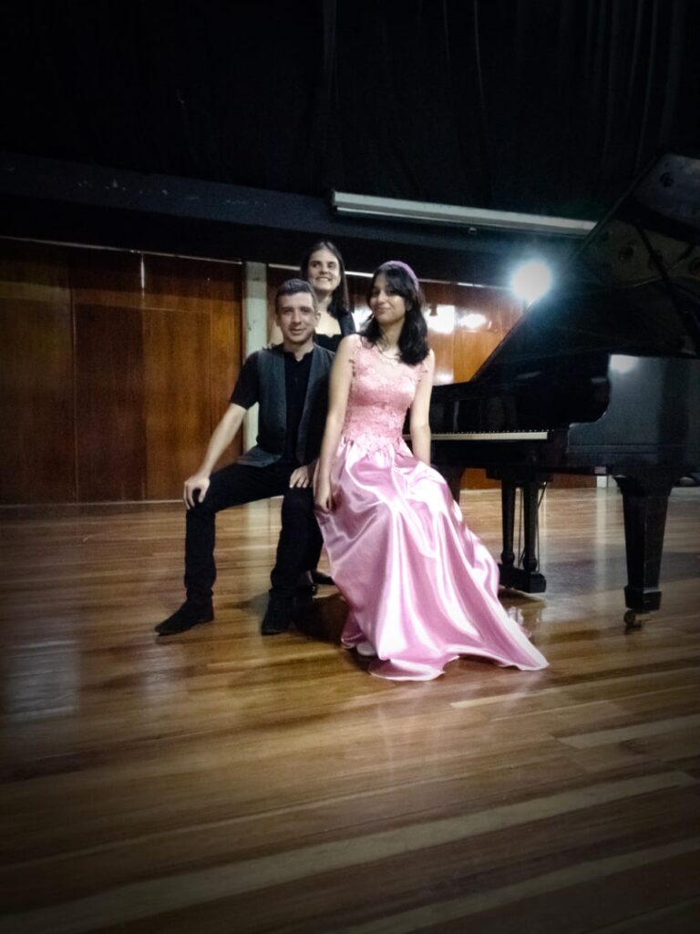 Tarde de pianistas en la UNET