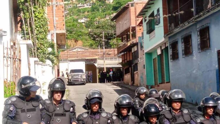 ¿”El Loro” voló de la cárcel de Trujillo?