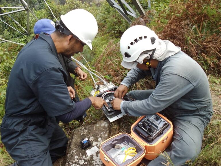 Corpoelec Táchira desempeñó funciones indispensables en fibra óptica e informática