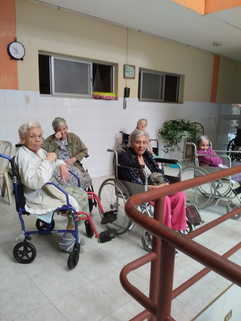 Hallacazo para abuelos de los geriátricos