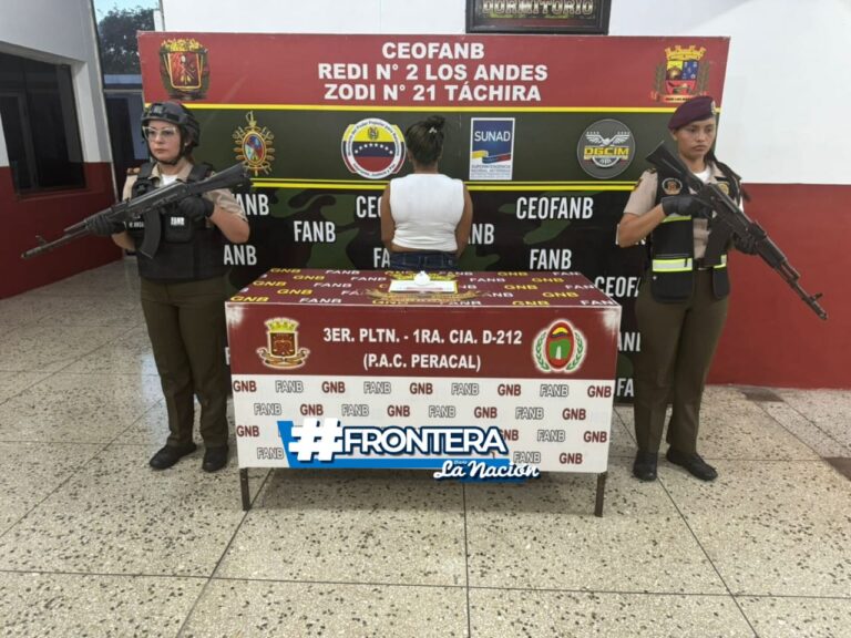 Cae en Peracal con cocaína oculta en un envase de plástico