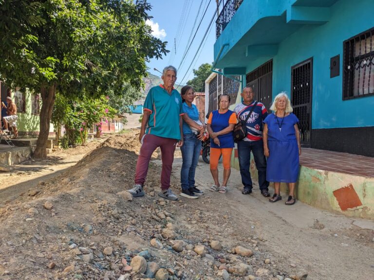 “No queremos recibir el 2024 con las calles llenas de escombros”