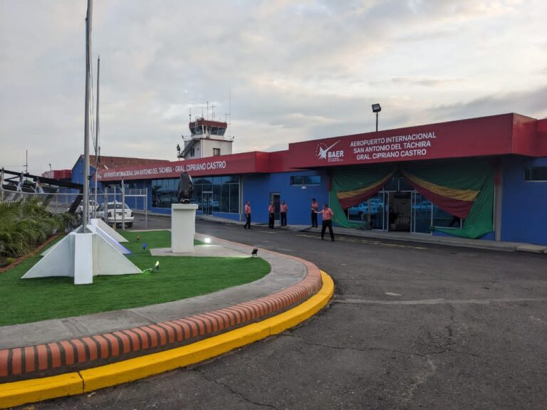 Nuevo subgerente tomaría en los próximos días las riendas del aeropuerto de San Antonio