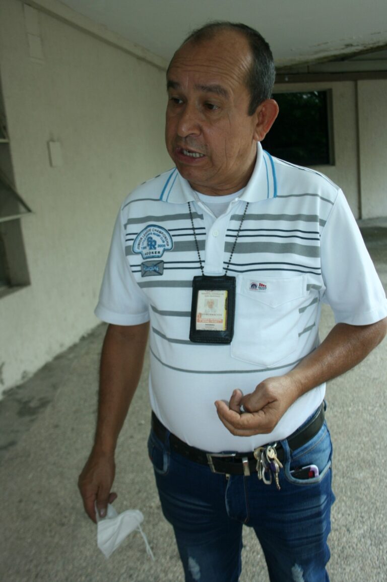 Inconformes trabajadores de la salud por los regalos entregados a sus niños