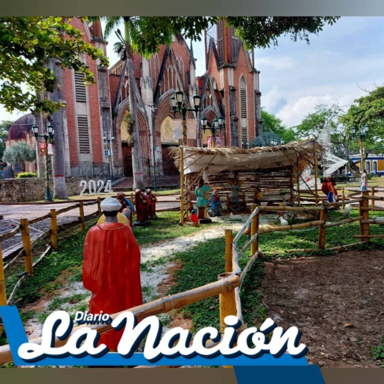 Galería: En estas fechas de celebración, la Ciudad Pontálida se viste de Navidad