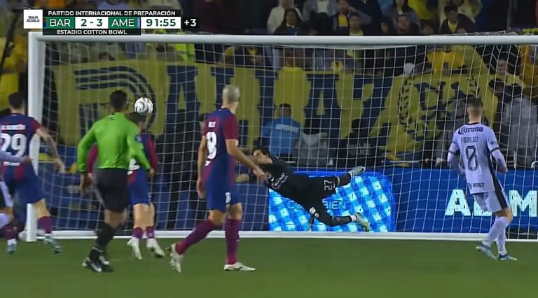 Barcelona cierra el año con derrota