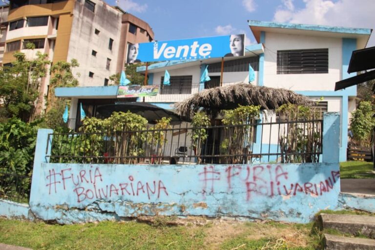 Vente Táchira rechaza vandalización de su sede