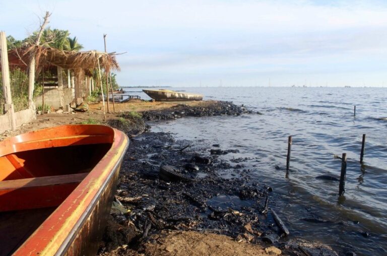 “No hay mejoría en el desempeño ambiental de la industria petrolera”: organización Clima21