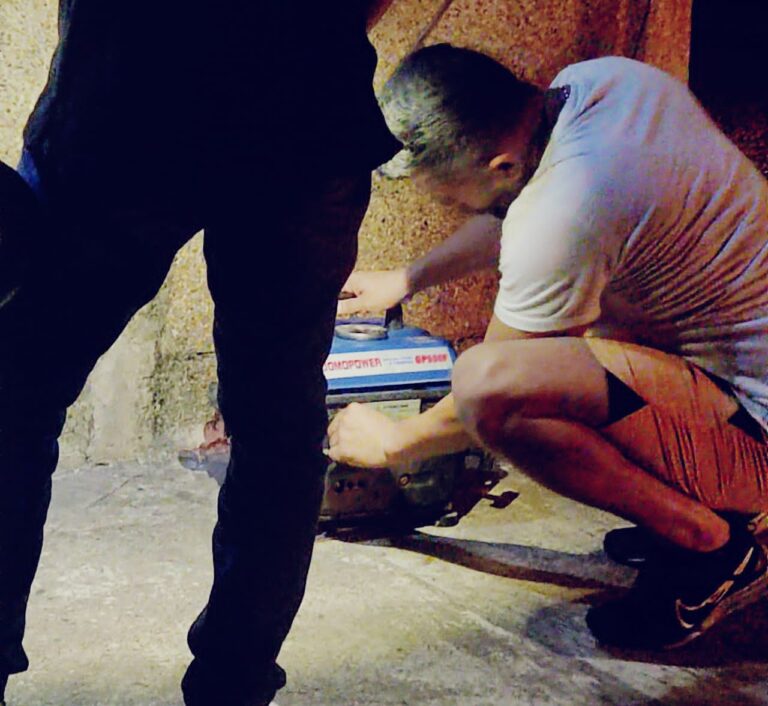 Parte alta de Colón clama servicio eléctrico